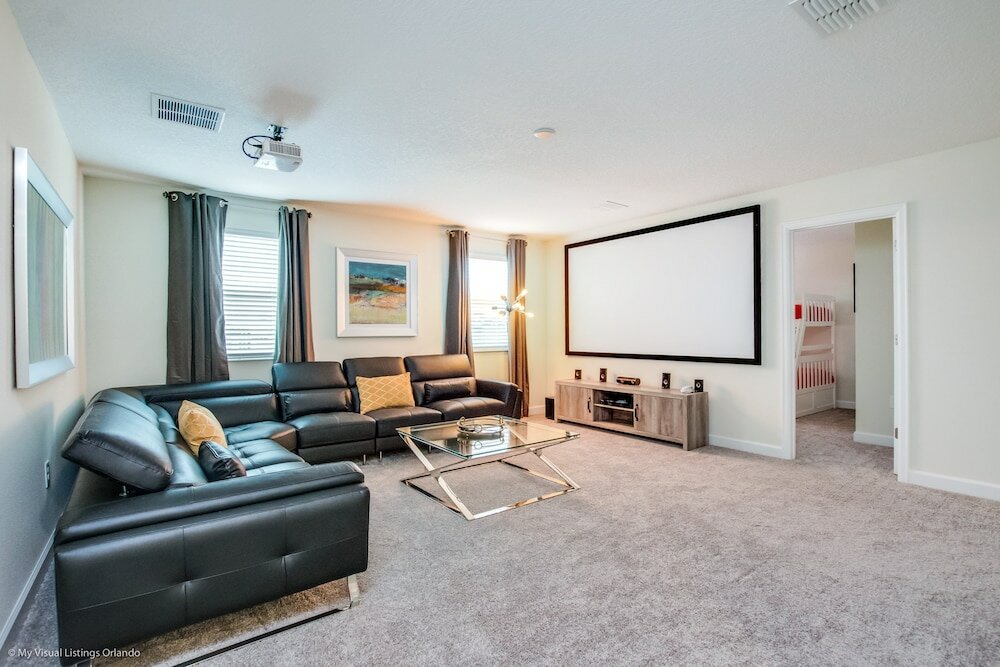 Фото 6 Bedroom Fiji Model at Champions Gate