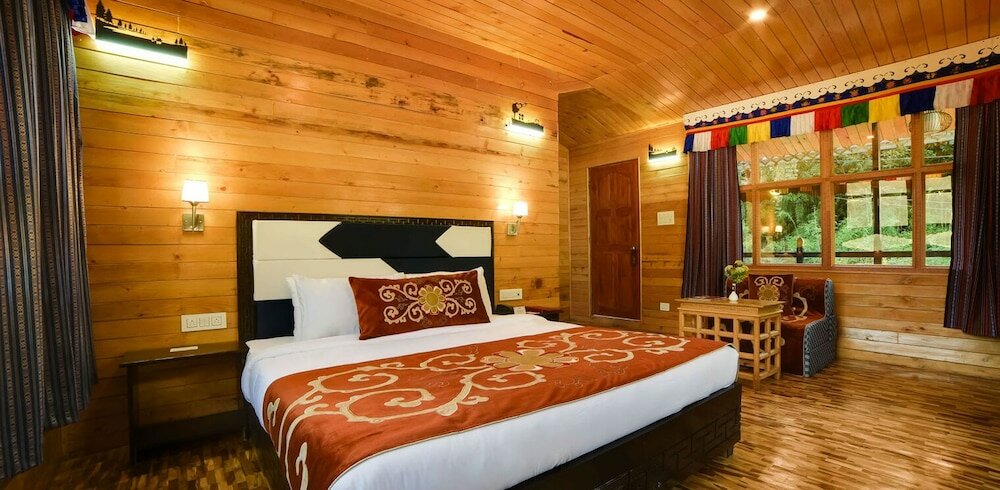 Фото Summit Panghen Metok Hotel