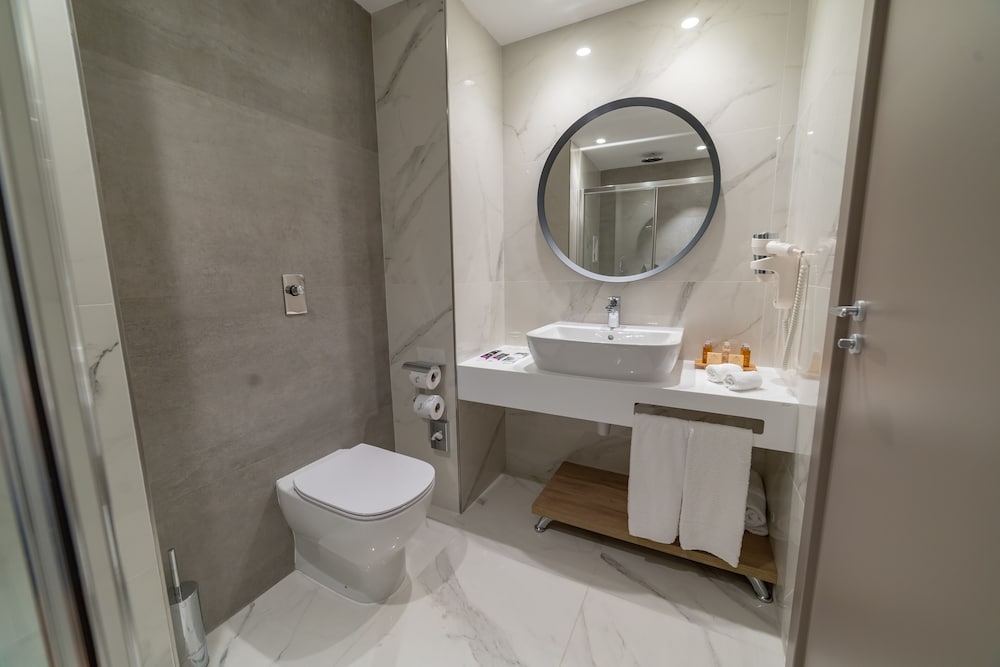 Фото Mercure St. Julian's Malta