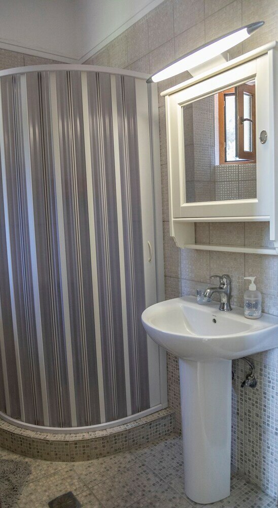 Фото Halu! Modern Villa w Pool & Tennis