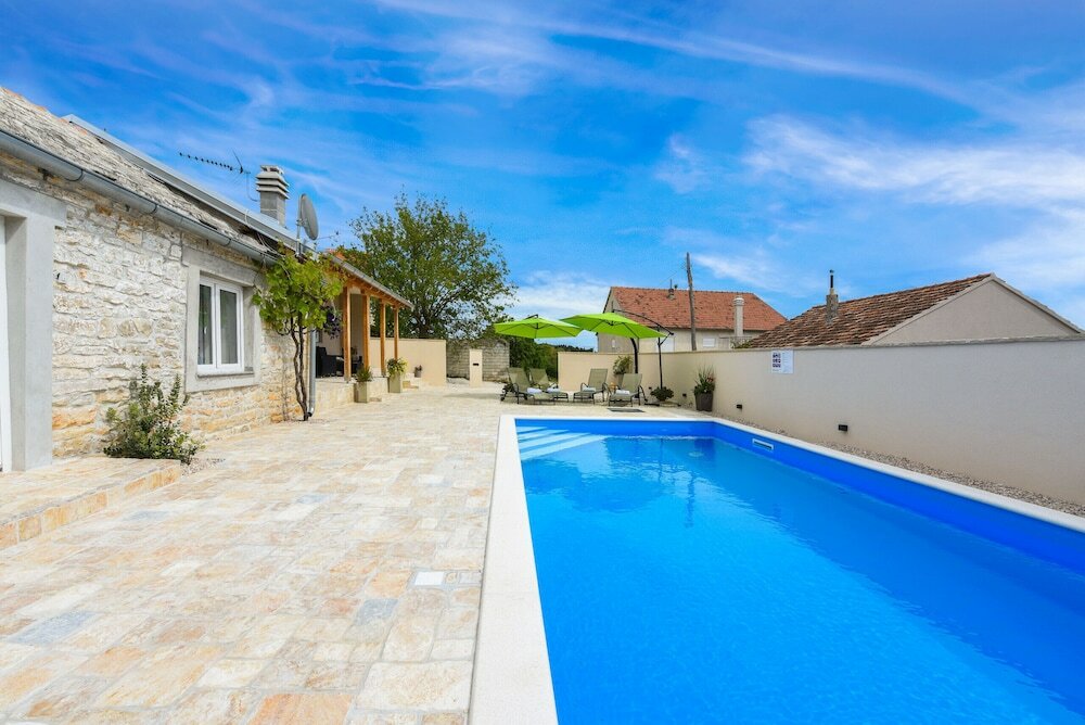 Фото Villa Mandarin