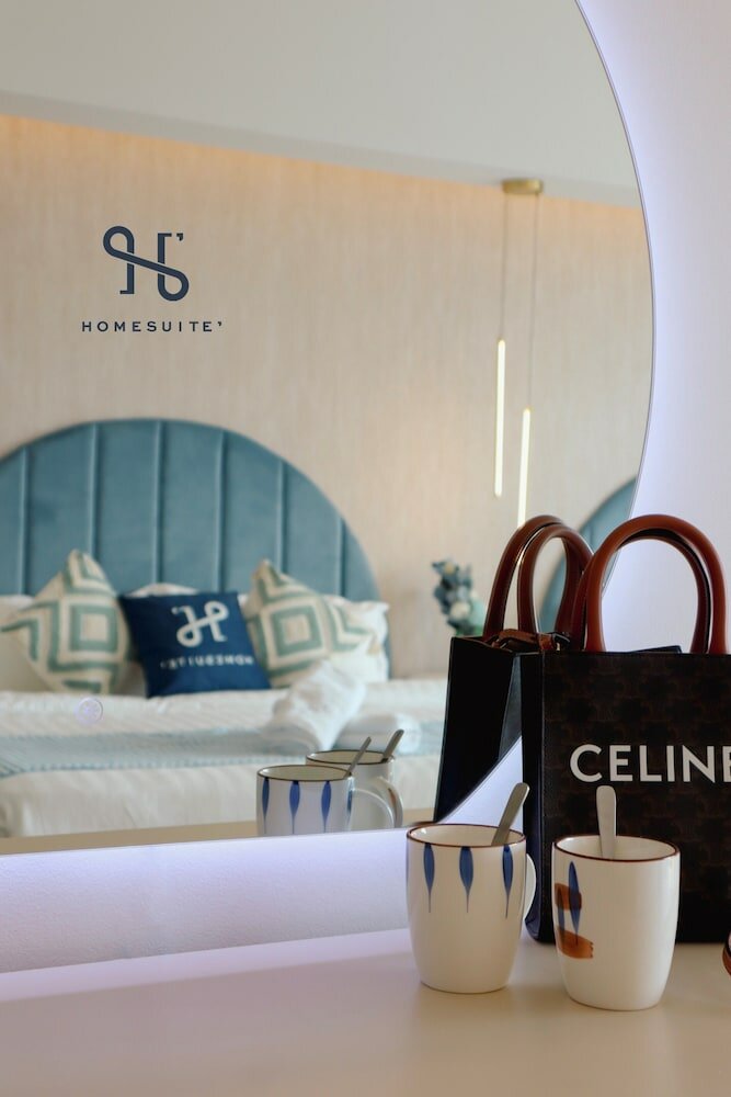 Фото Homesuite' Home @Aeropod SOVO