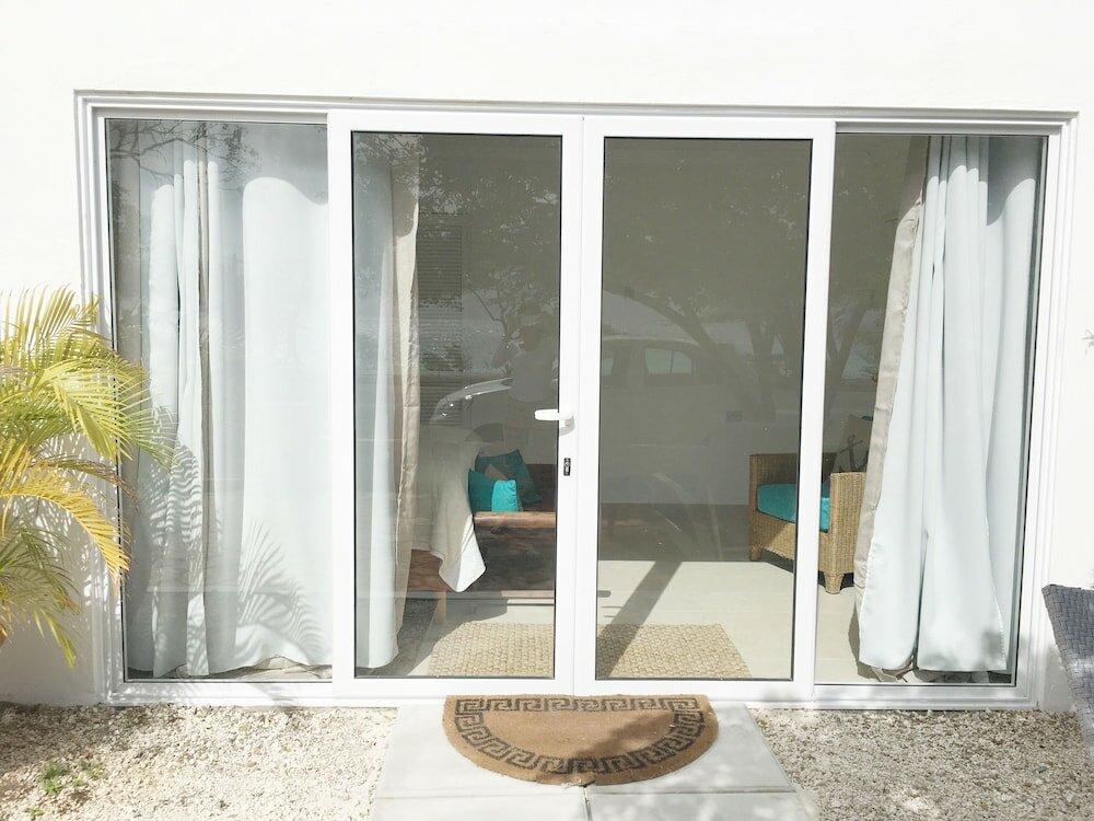 Фото Spectacular Beach Front View