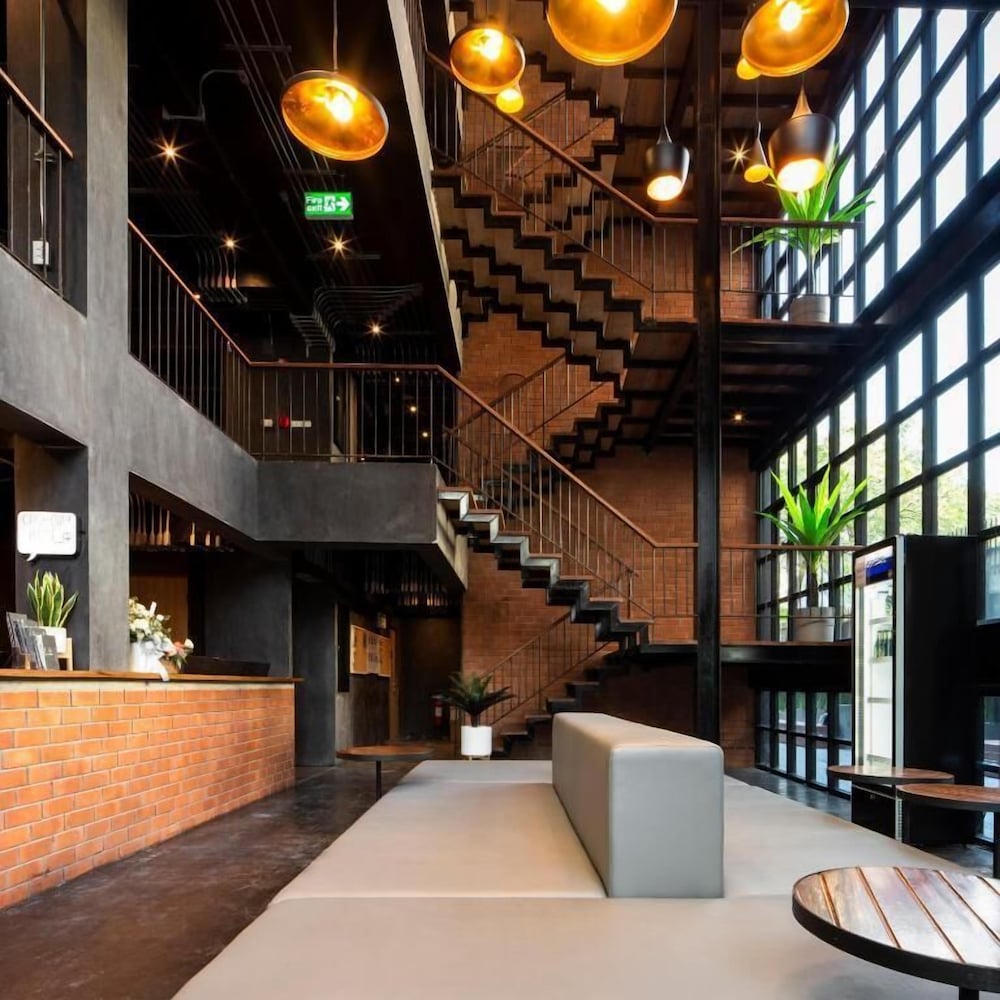 Фото Bed Station Hostel Khaosan