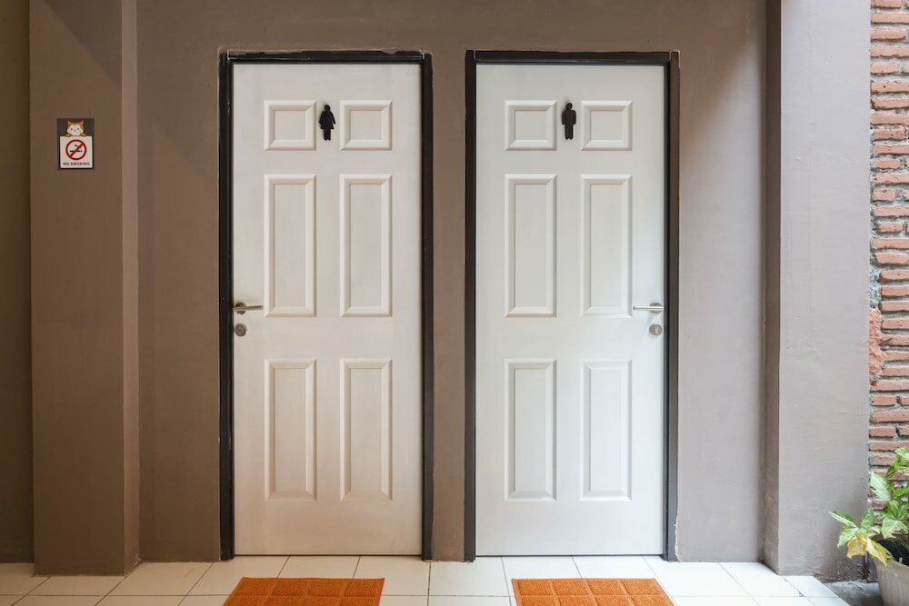 Фото RedDoorz Hostel near Malang Train Station 3