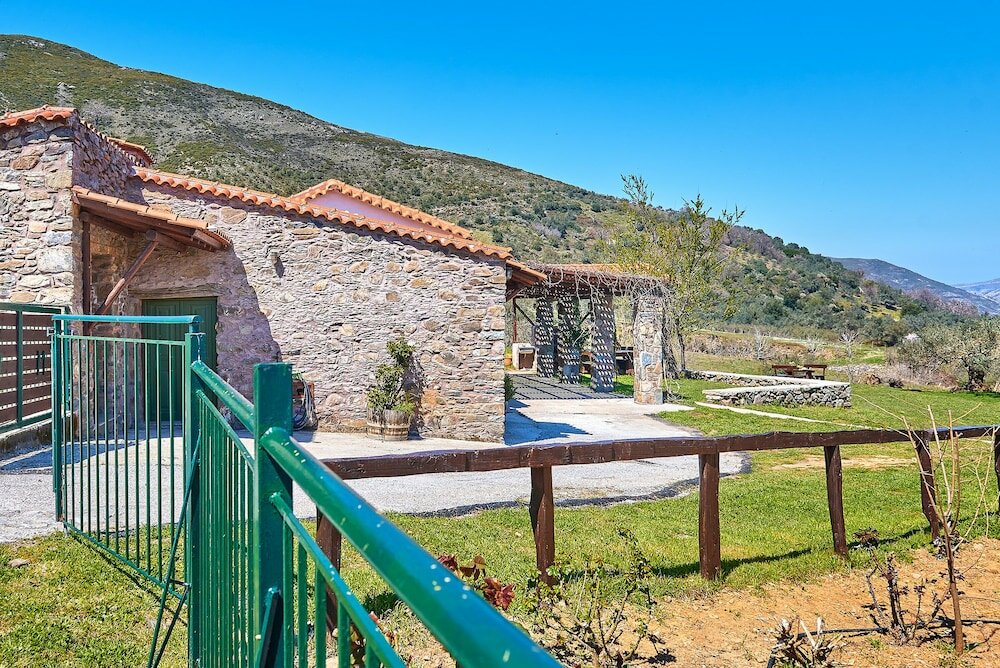 Фото Authentic Cottage