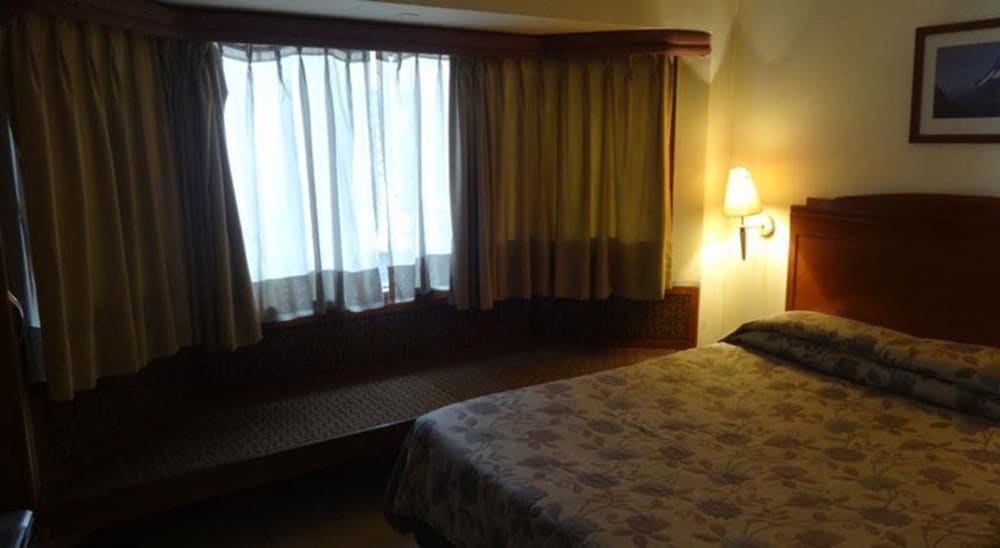 Фото Nirula's Hotel