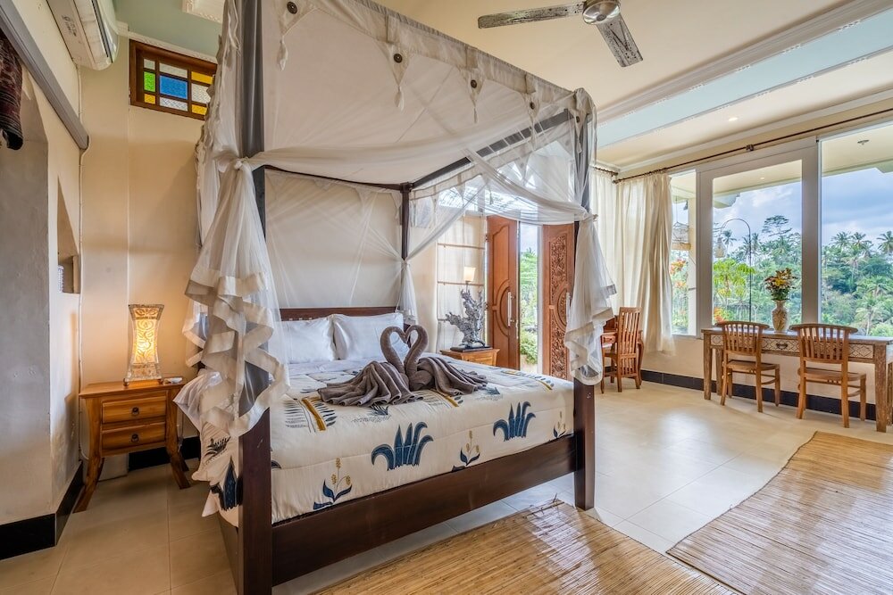 Фото Tirta Asri Ubud Villa