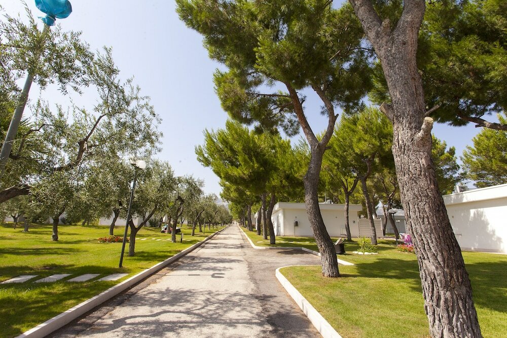 Фото Villaggio Turistico Baia Del Monaco