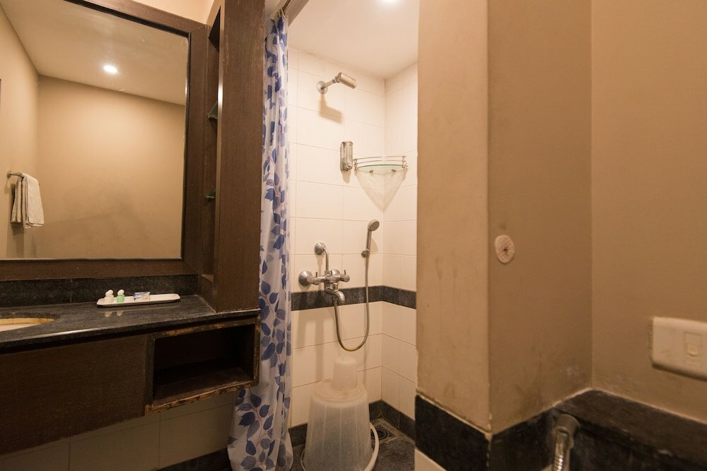 Фото FabHotel Santhome Inn