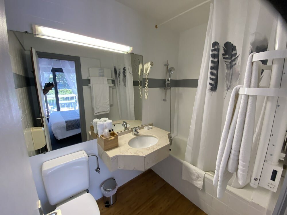 Фото Savoie Hôtel