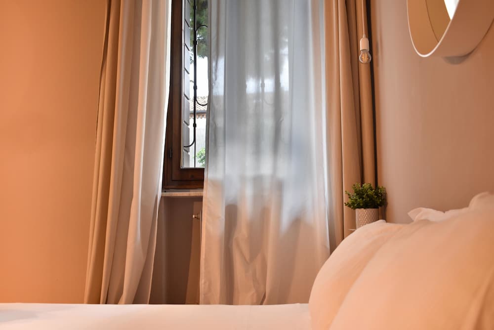 Фото Om Plus Santa Giustina