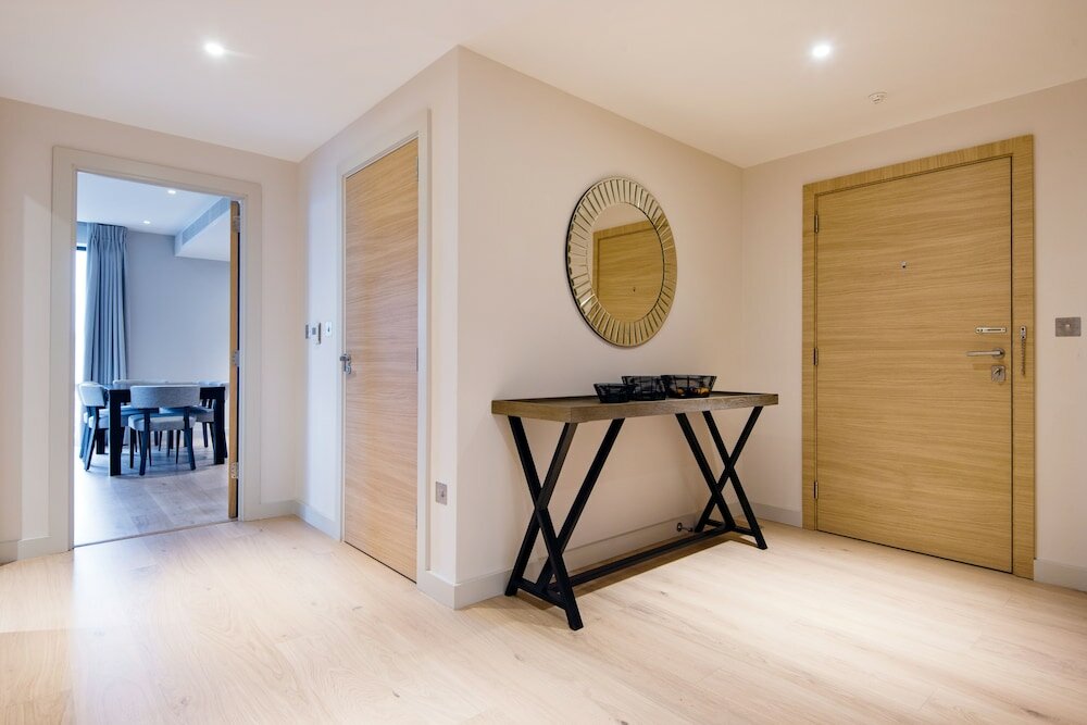 Фото Deluxe Victoria Home close to Buckingham Palace