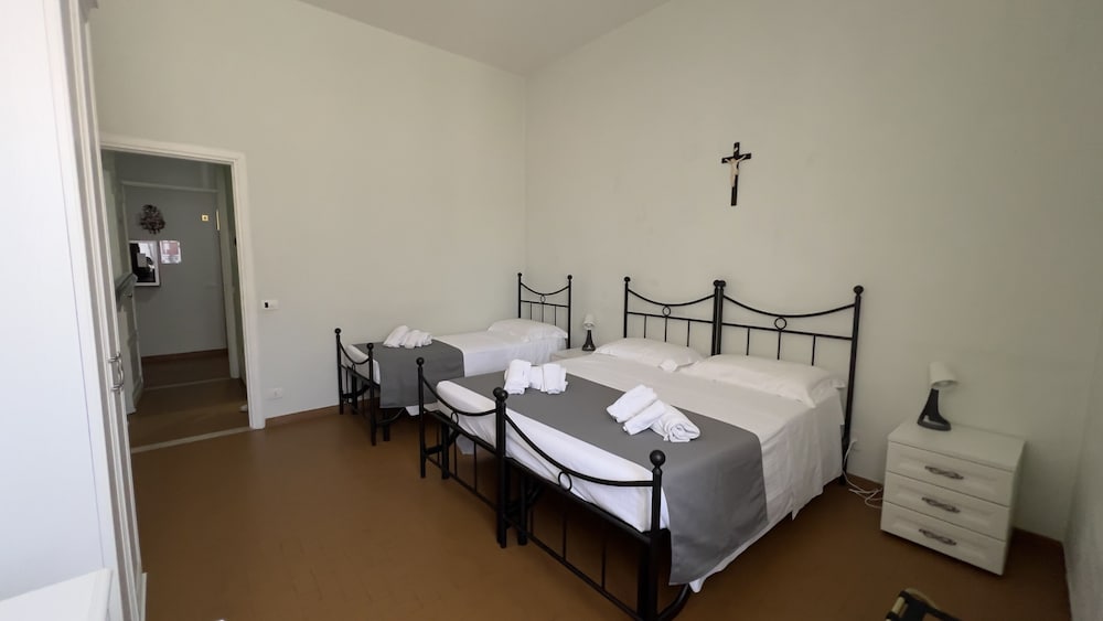 Фото Monastero Ss. Annunziata