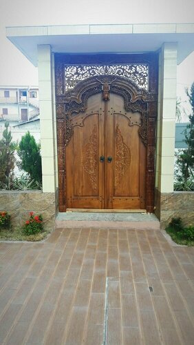 Гостиница Hotel Hibiscus Louis в Либревиле