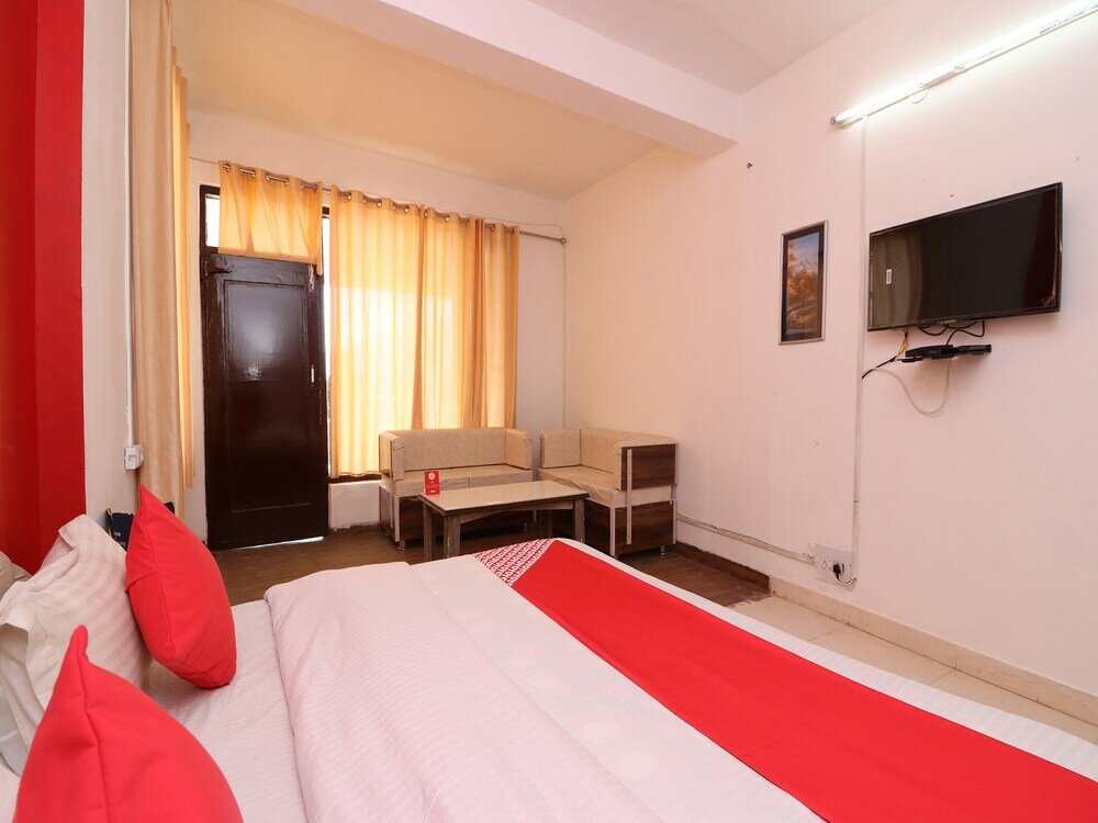 Фото Oyo 27647 Hotel Valley View