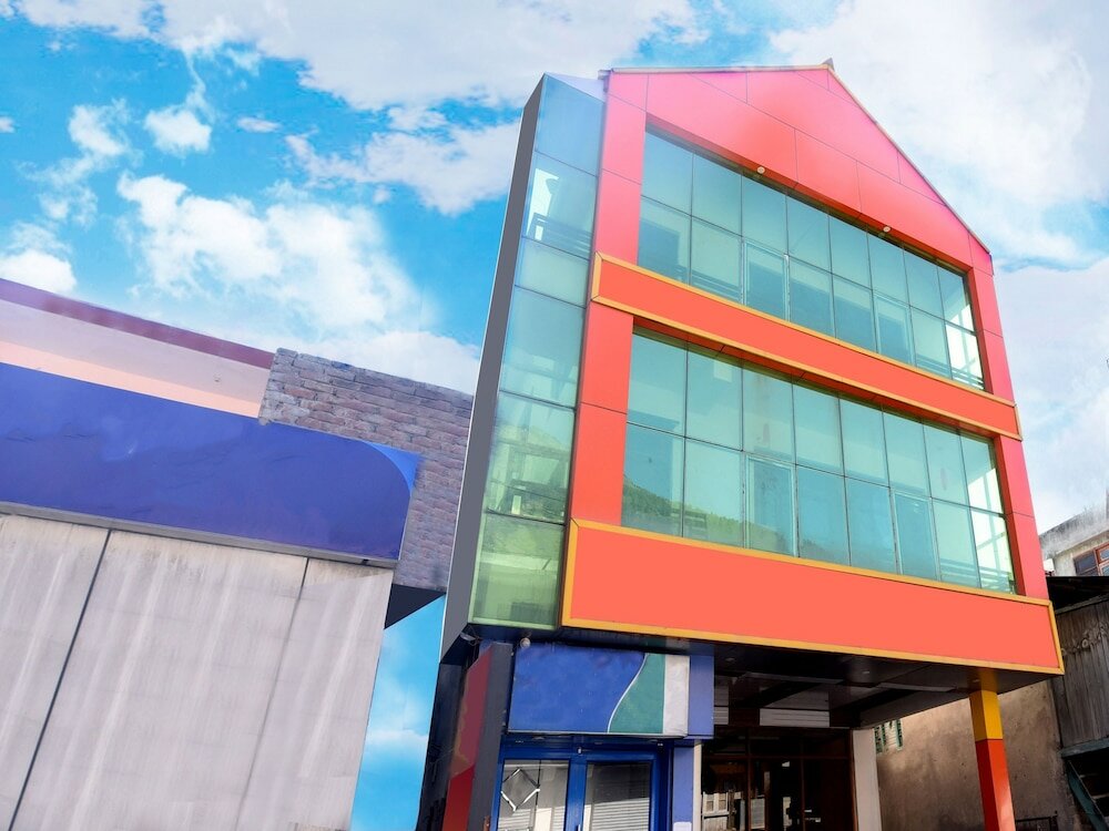 Фото Oyo Parth Regency