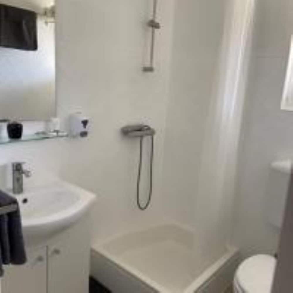 Фото Mediteran Rooms