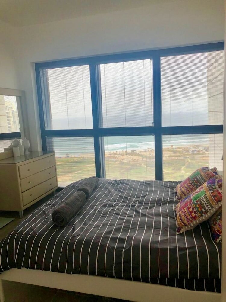 Фото Luxury Apartment Best Location Beach View