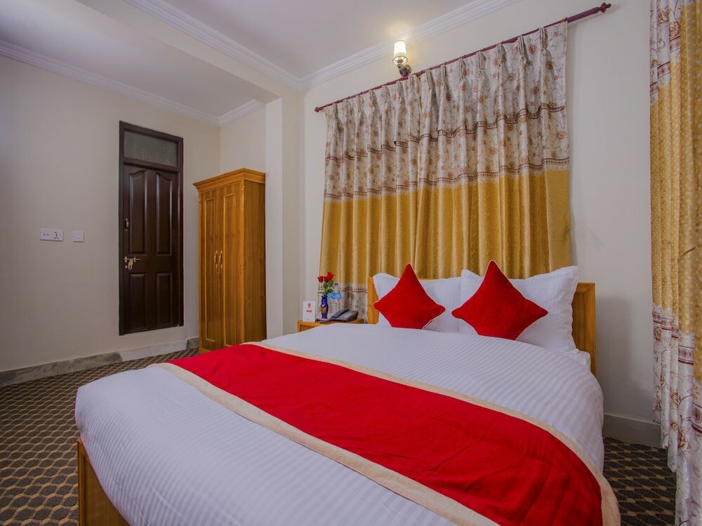 Фото Oyo 293 Royal Bouddha Hotel