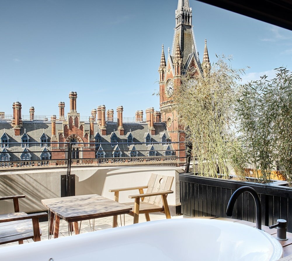 Фото The Standard London