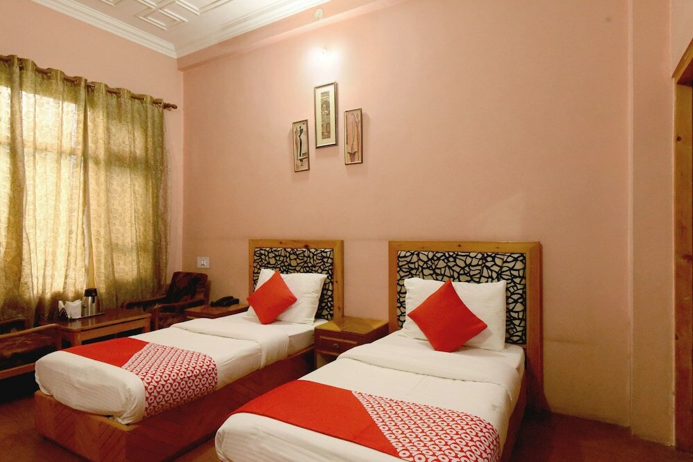 Фото Oyo 18674 Airport Inn Hotel