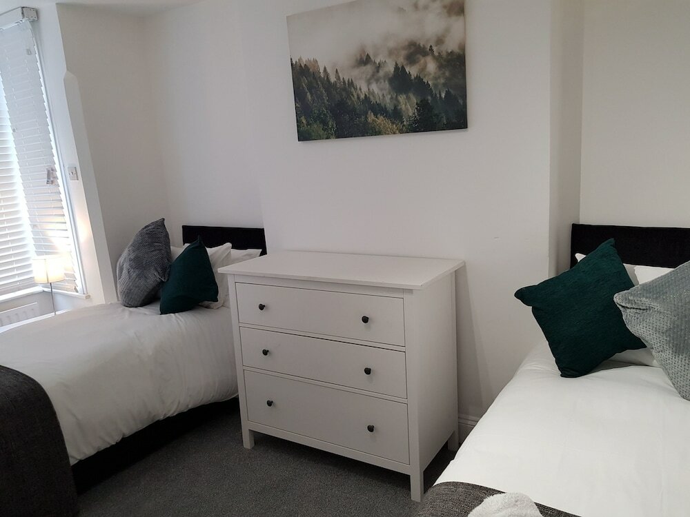 Фото Chiltern Apartment