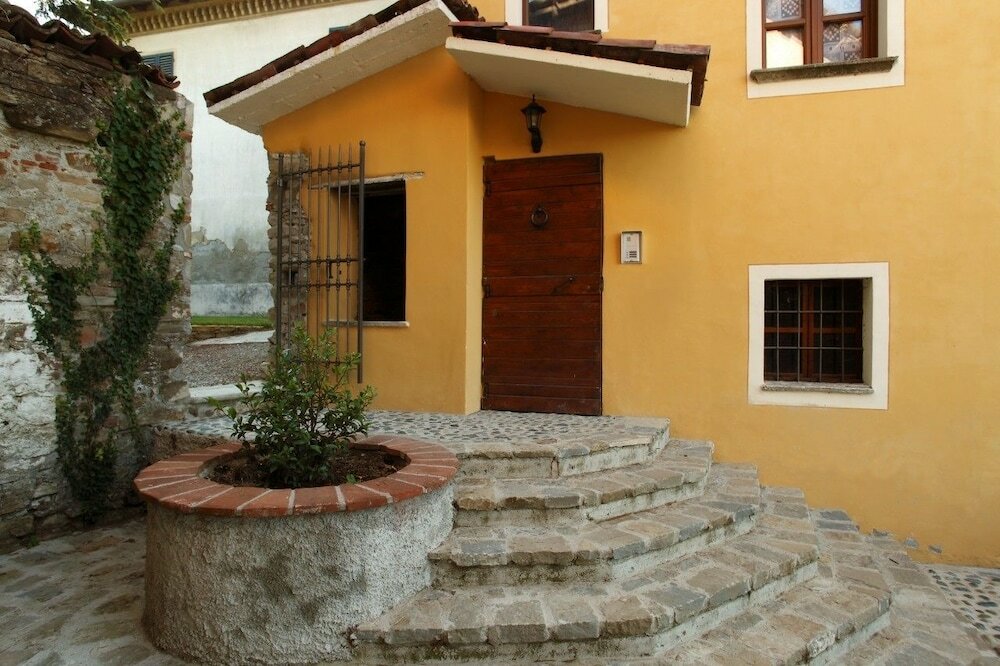 Фото Castello di Grillano