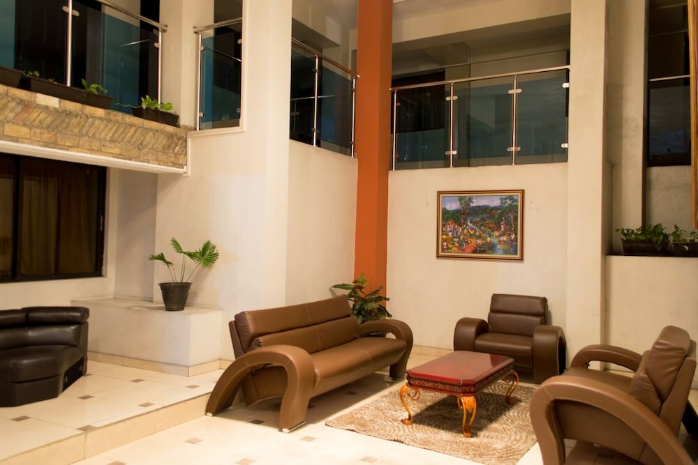 Фото Constellation Hotel