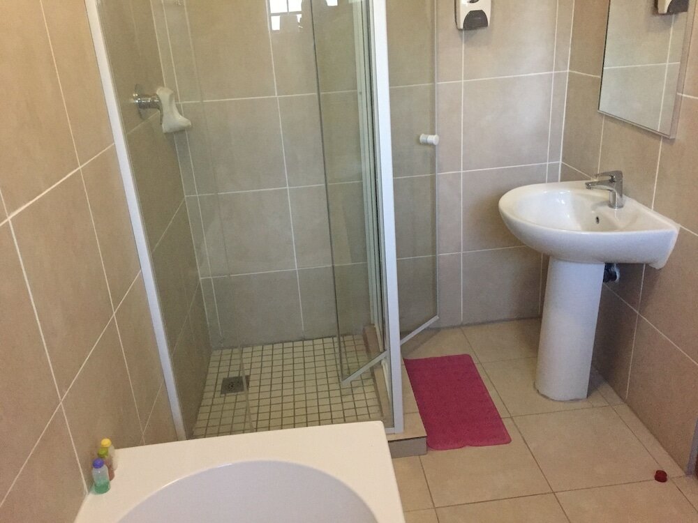 Фото Rosey Rest Inn