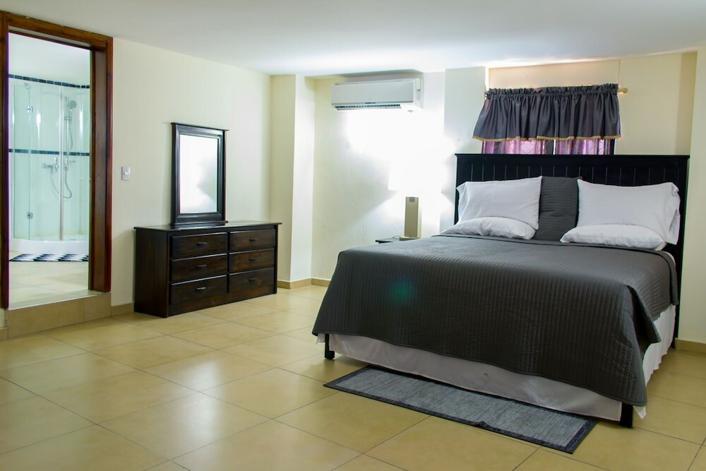 Фото Constellation Hotel