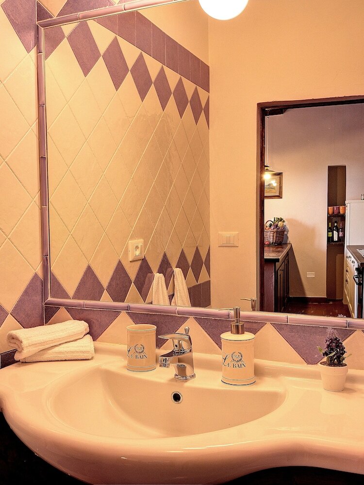 Фото Agriturismo Fattoria La Prugnola