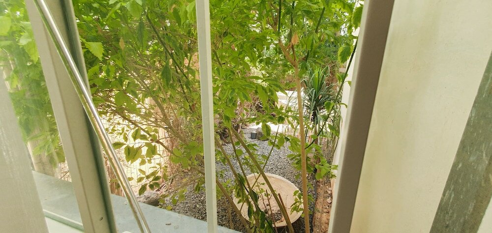 Фото Charming 2bdr apt W Private Garden Tl41