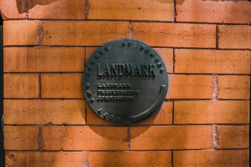 Фото Modern Lohi Loft in Historic Building