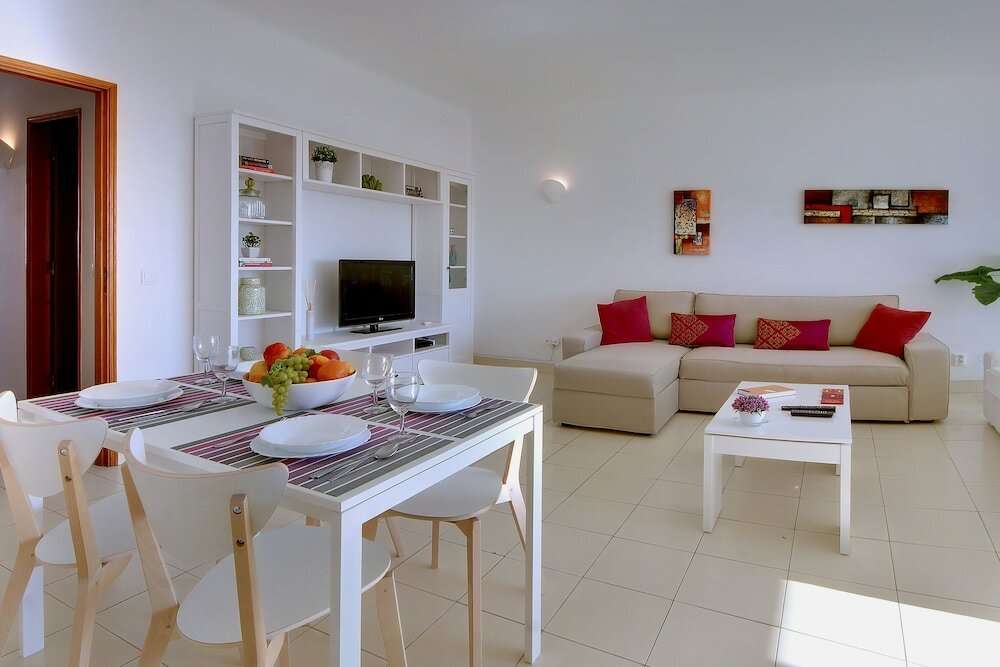 Фото Apartamentos do Atlântico