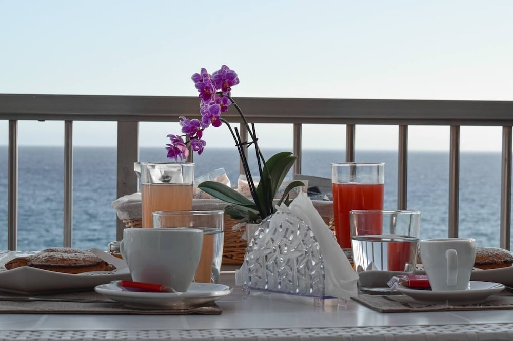 Фото La Scogliera