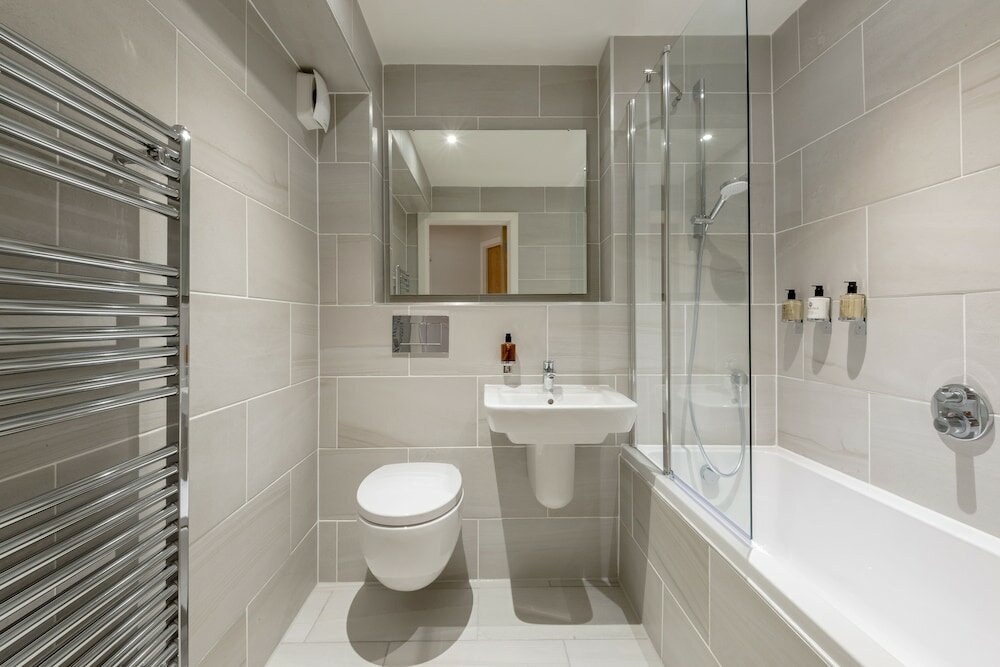 Фото Destiny Scotland Royal Mile Residence