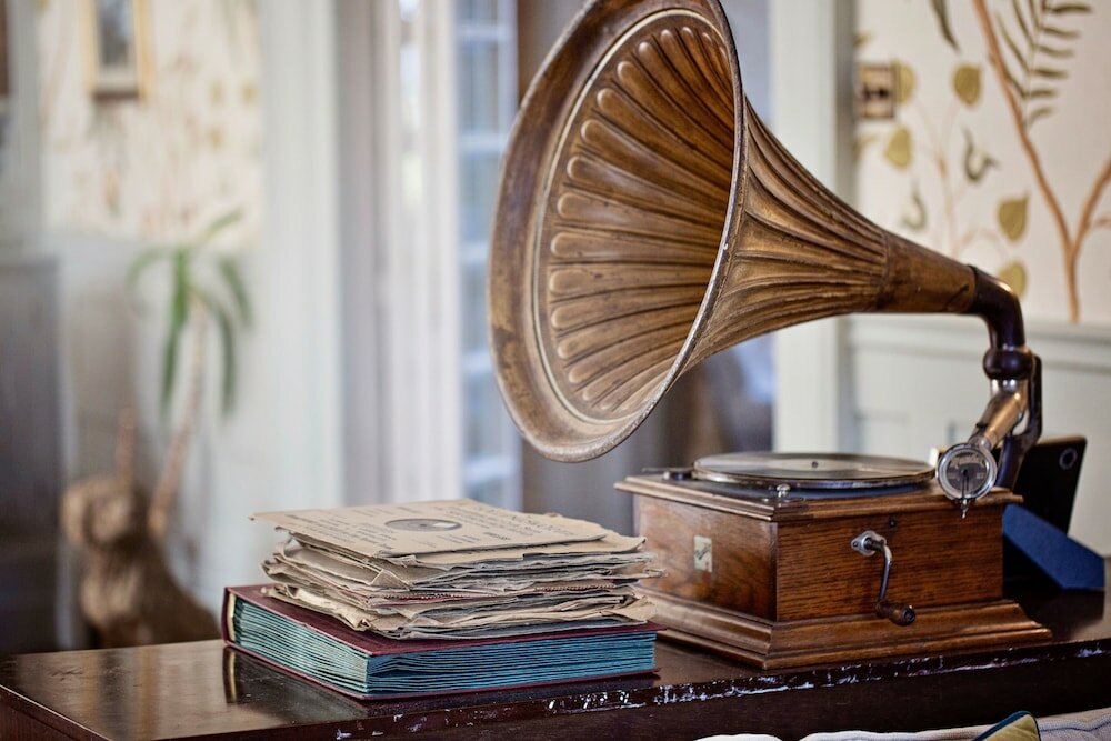 Фото Burleigh Court