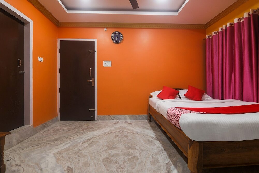 Фото Oyo 17180 Danni's