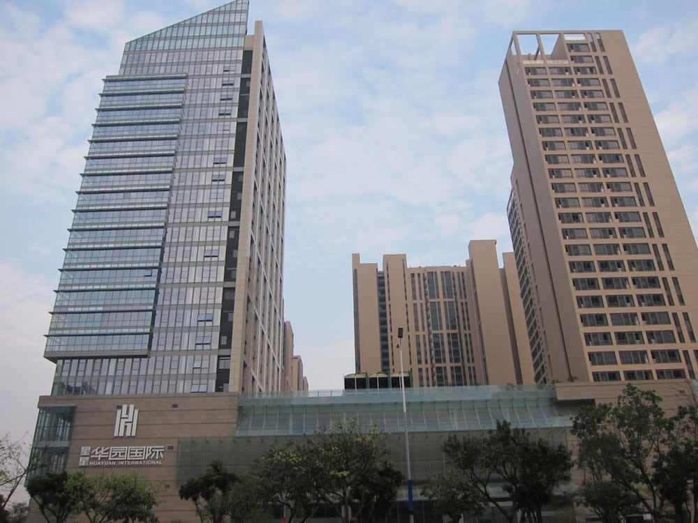 Фото отеля 1