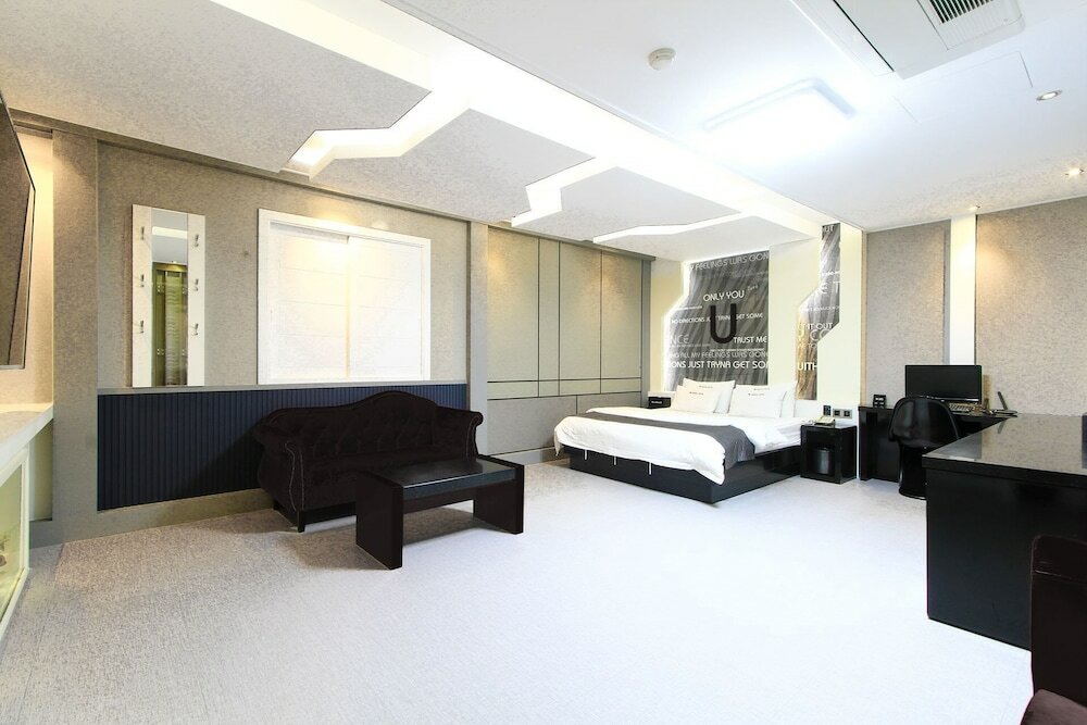 Фото Renaissance Hotel