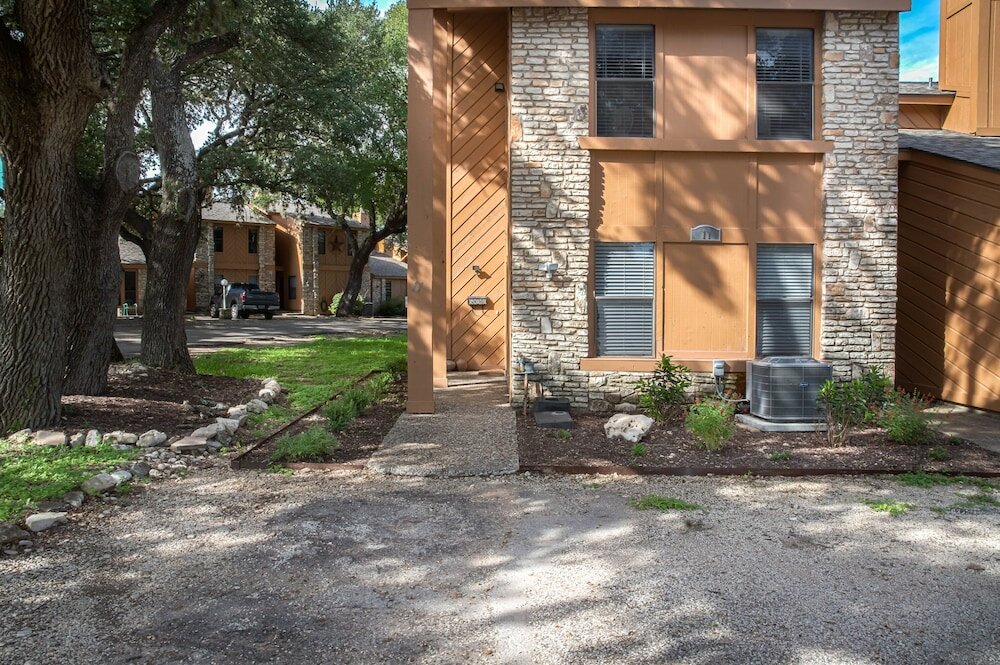 Фото Cypress Fairway Village