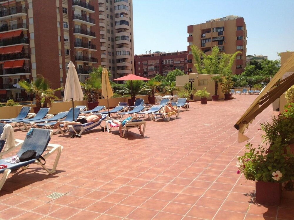 Фото Apartamentos Turísticos Yamasol