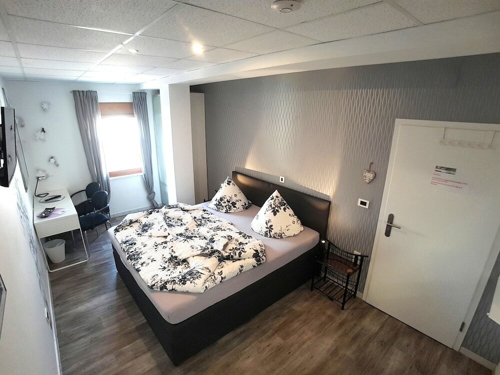 Фото Gästezimmer Burgplatz