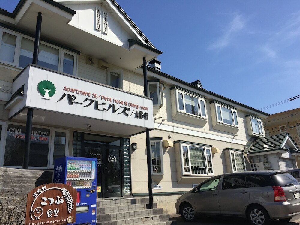 Фото отеля 1