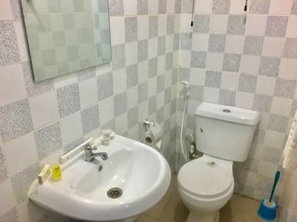 Фото Esporta Hotel Yaba