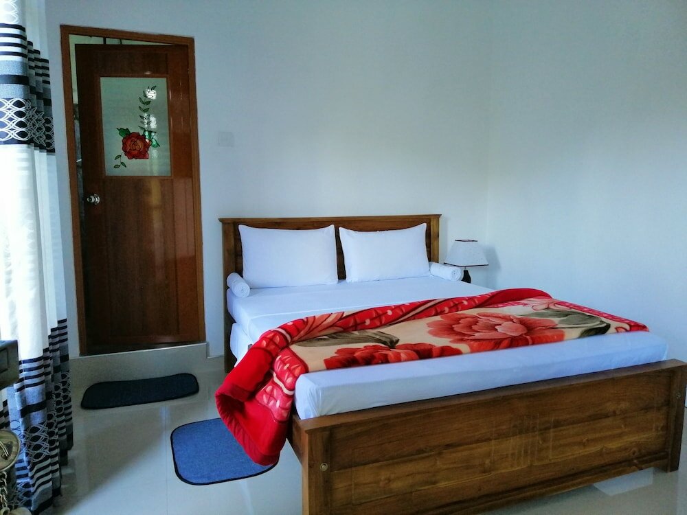 Фото Heaven Hills Guest House