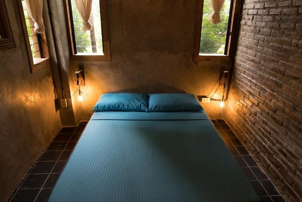 Фото The Flying Fish Hostel