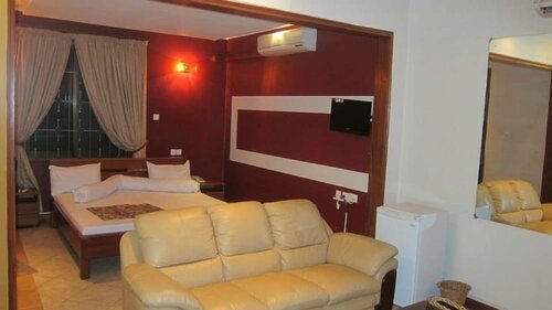 Гостиница Mombasa Family Lodge в Дар-эс-Саламе