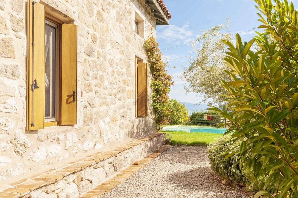 Фото Villa Orfeas- Mounty Island Villas